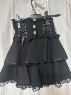 サスペンダーティアードスカパン