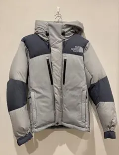 THE NORTH FACE ダウンジャケット バルトロライトジャケット Sのサムネイル