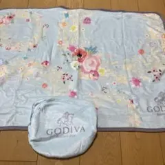 GODIVA 2025年 バレンタイン クッションブランケットのサムネイル