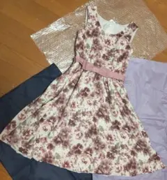 レストローズ☆新品未使用☆タグ付き☆花柄ワンピース☆レア☆希少☆ウエストリボン☆