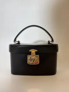 GUCCI ヴィンテージ バニティバッグ 鍵2本付 GUCCI ヴィンテージ バニティバッグ 鍵2本付 - メルカリ