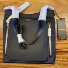 TUMI VOYAGEUR ブラック テイラー　クロスボディ