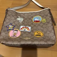Coach スヌーピー刺繍 ショルダーバッグ