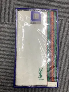 Yves Saint Laurent イヴサンローラン スポーツタオル