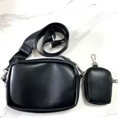 ショルダーバック　黒　ノーブランド