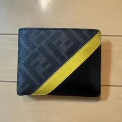 極美品✨現行モデル　FENDI ダイアゴナル　ラウンドジップ　長財布　イエロー 楽天市場】fendi イエロー 財布の通販