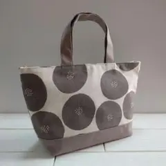 あんぱん柄トートバッグ　ポケット2つ　グレージュ　国産帆布 くすみモカグレー