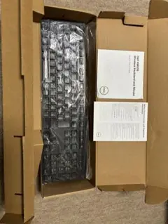 新品Dell キーボード 本体のみ、ブラック。匿名発送致します。