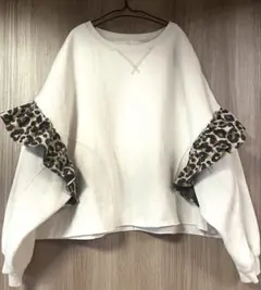 古着　リメイクスウェット