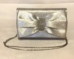 シルバー リボン付き クラッチバッグ