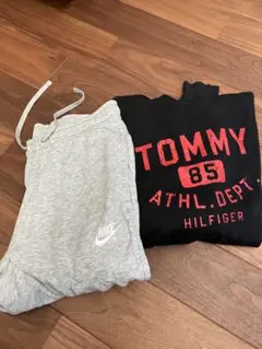 パーカーとスウェットパンツセット