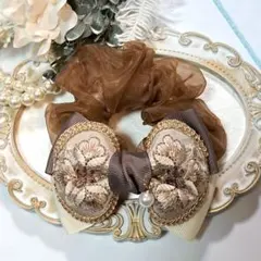⭐3000⭐❣️大人可愛い華やかアクセ❣️オリジナル✴インド刺繍リボンシュシュ