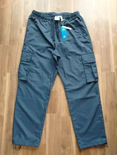 【新品】アディダス カーゴパンツ