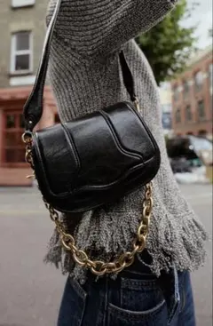 ZARA/ザラ　ミニチェーンバッグ　新品タグ付き　黒
