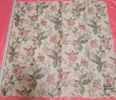 LIBERTY リバティ 花柄 ハンカチのサムネイル