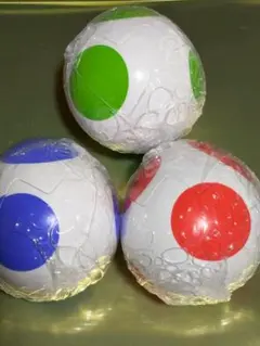 スーパーマリオ ヨッシーのたまご カプセルトイ 3種セット 緑 青 赤 ガチャ