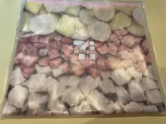 Happyくじ】セブンイレブン G賞 スムージーフラットポーチのサムネイル