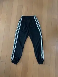 ジャージ パンツ ブラック Mサイズ