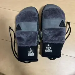 EB'S グレー ブラック クマの足跡グローブ　サイズxs