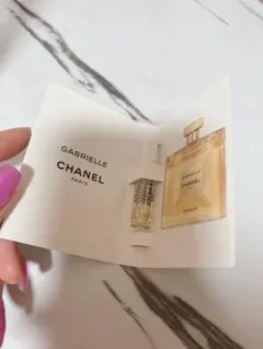 新品未使用　CHANEL シャネル　ガブリエルシャネルエッセンス　1.5㎖のサムネイル