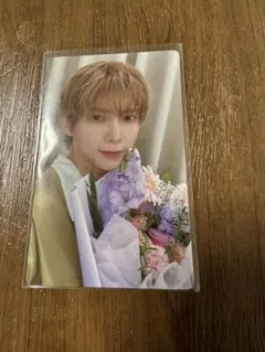 ヨサン ATEEZ GOLDEN HOUR Part5 TOKTOQ 特典 花束 - メルカリ