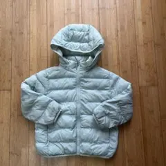 ミントグリーン