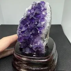 まもなくお休み005アメジストクラスター 【台座付き】
