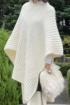 【ZARA】ニットポンチョ〈新品未使用〉