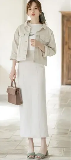 グレイル　バックスリットタイトスカート[gm385] アイボリー