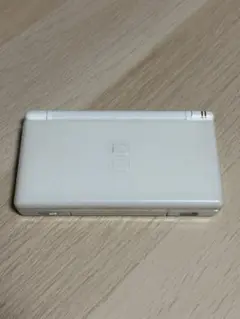 任天堂 DS Lite ホワイト 本体　ジャンク