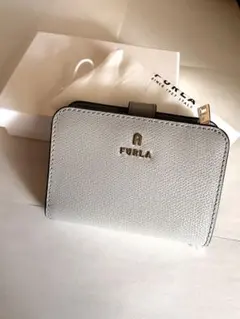 FURLA バイカラー 二つ折り財布のサムネイル