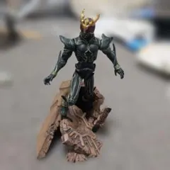 仮面ライダークウガ アルティメットフォーム フィギュアのサムネイル