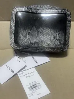 新品未使用品　ミラー付きポーチ　AZUL by moussy