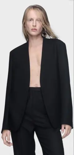 Maison Margiela ノーカラーブラックジャケットのサムネイル