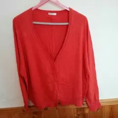 値下げしました！Ｖネックカーディガン(赤)