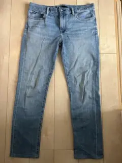 UNIQLO JEANS ライトブルー スリムフィット