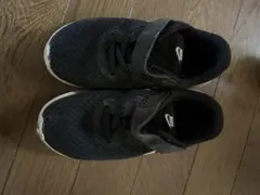 【SALE】Nike 黒 スニーカー ベルクロストラップ