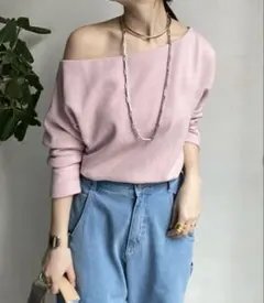 オフショルダー スウェット