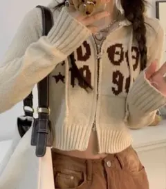 LADY LIKEフロントロゴニットパーカー