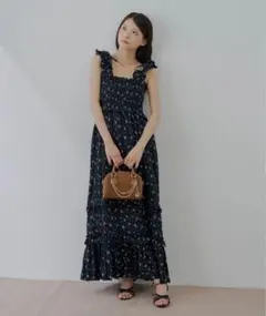 Chico フリルデザインベアワンピース