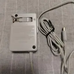 ニンテンドー3DS　純正　充電アダプター