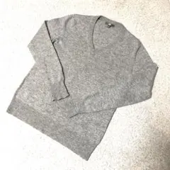 ユニクロ　UNIQLO カシミア　Vネックニット　カシミヤ　セーター