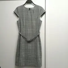 H&Mグレー系チェック 半袖ひざ丈ワンピース