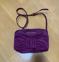 レッド ショルダーバッグ