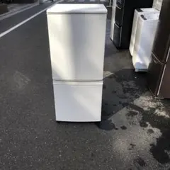 SHARP 冷蔵庫 SJ-PW35W 253L 2012年製 - メルカリ