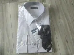 Bruno Valentino ワイシャツ　ネクタイ付き