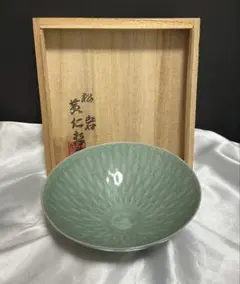 高麗青磁茶碗 金世龍 共箱 抹茶碗（gc6） 高麗青磁茶碗 金世龍 共箱 抹茶碗（gc6） - メルカリ