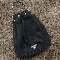 専用　【美品】PRADA キルティング 巾着ポーチ チェーン付き