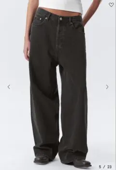 WEEKDAY ASTRO LOOSE BAGGY LEG JEANS