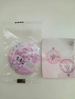 3点新品非売品くら寿司 ビッくらポン エスターバニー缶バッジ＋すしペット箸置き2